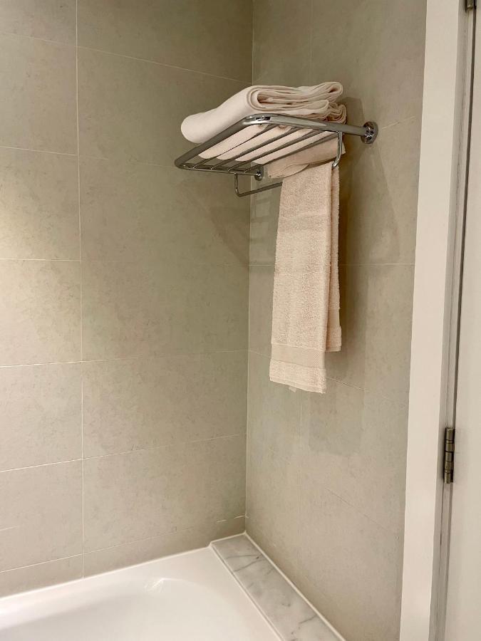 Luxury Aparthotel Prive Dubai Esterno foto
