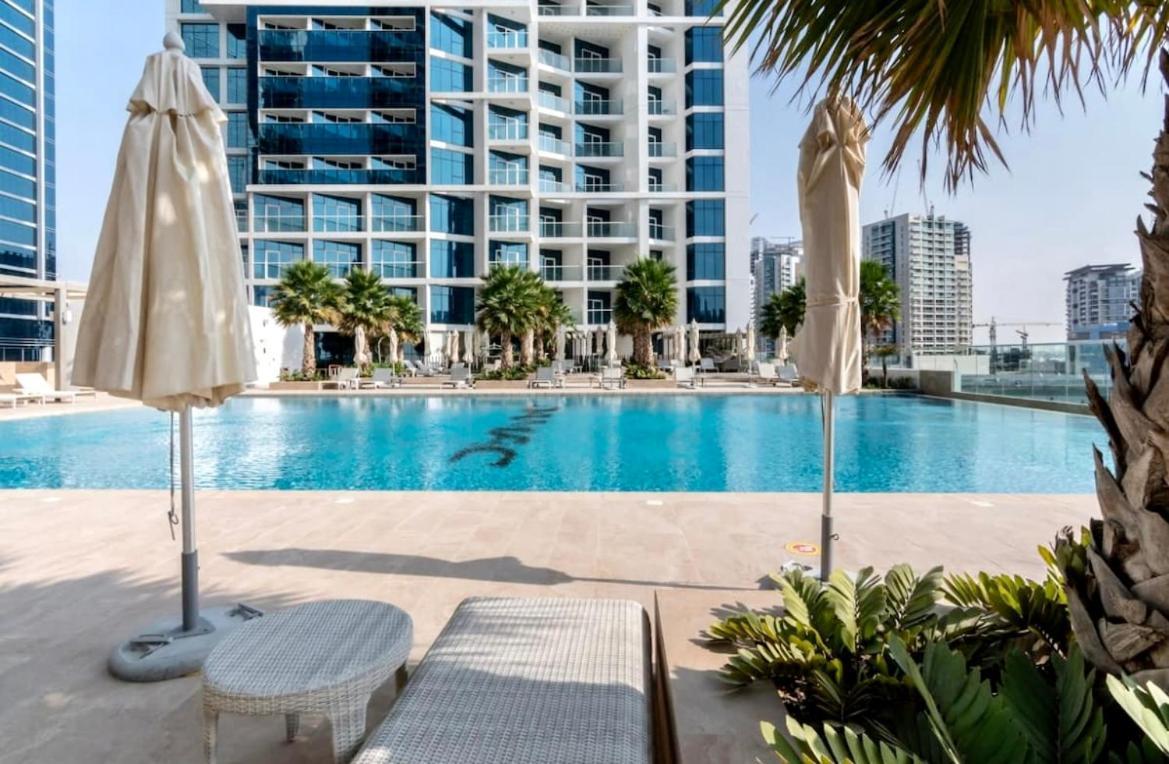 Luxury Aparthotel Prive Dubai Esterno foto