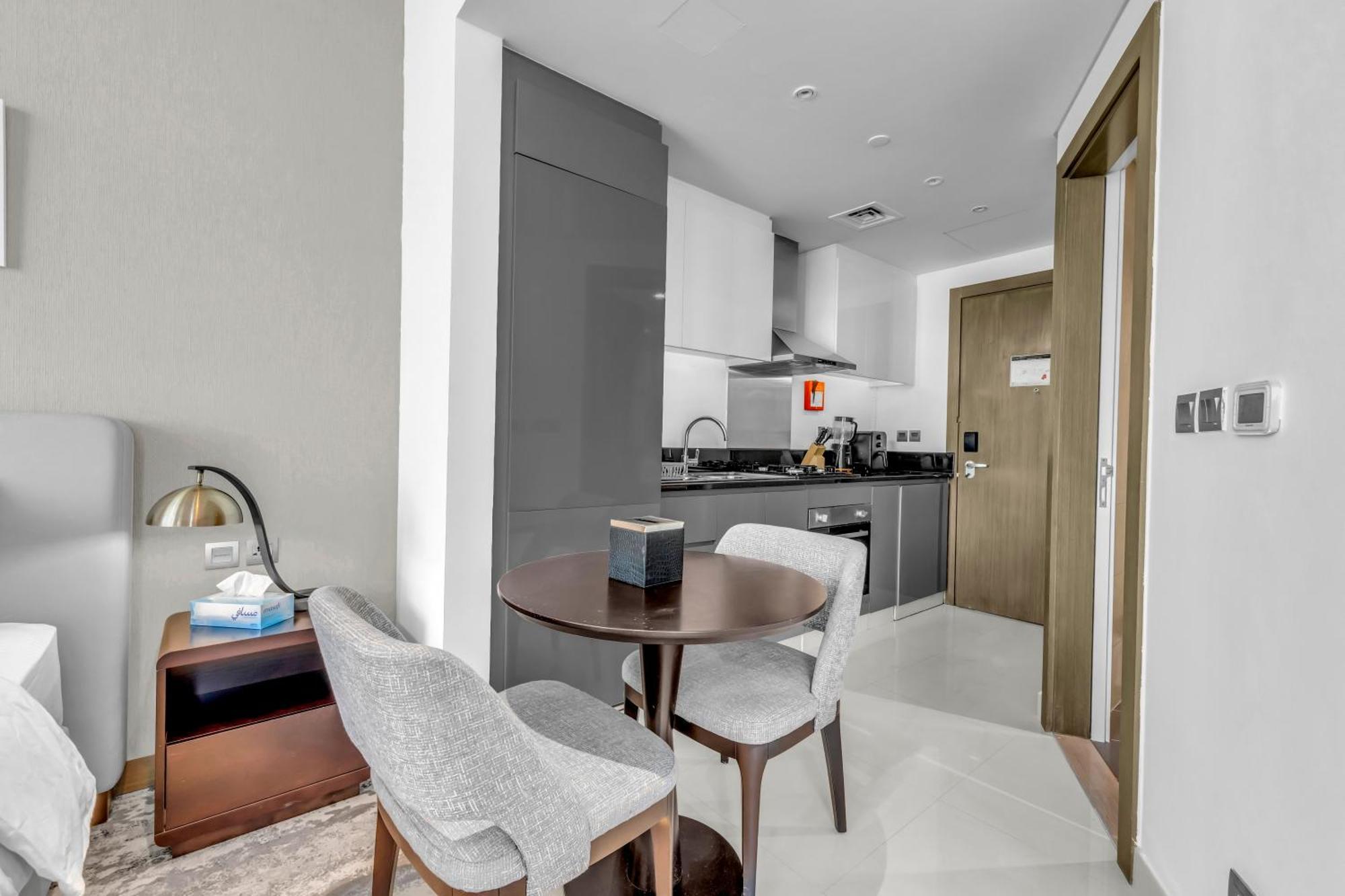 Luxury Aparthotel Prive Dubai Esterno foto